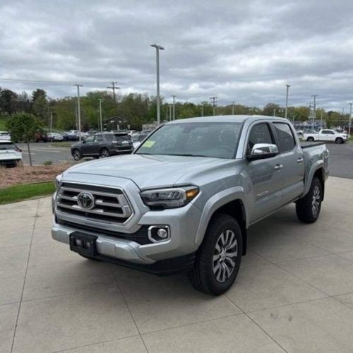 2022 Toyota Tacoma Limited 4dr Double Cab 4WD