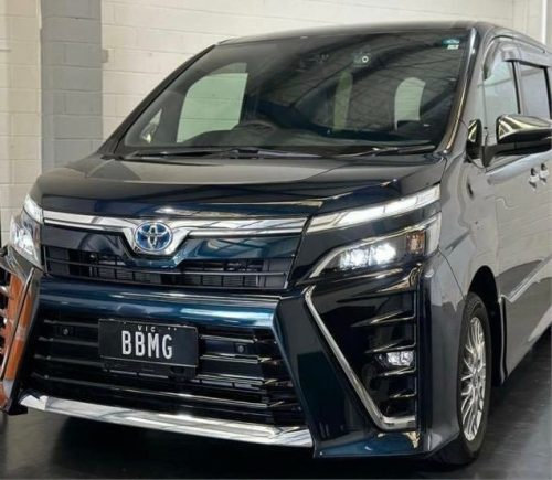 2022 Toyota Voxy