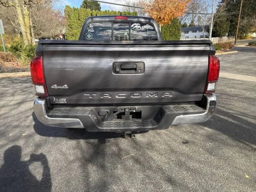 2018 Toyota Tacoma SR 4dr Access Cab 4WD - Image 5